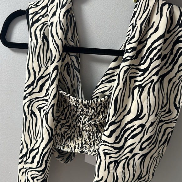 Aakaa palazzo set in size medium (M) - zebra print - Picture 3 of 4